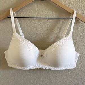 Victoria's Secret bra